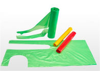 Farbige Wegwerfplastikschutzbleche auf einer Rolle, Wegwerf-PET Schutzblech ISO-CER Standards